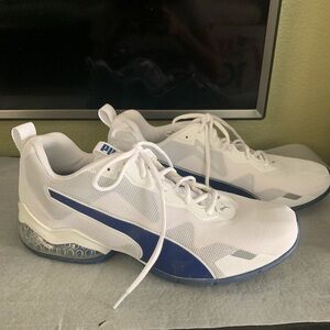 Puma Men's Athletic Shoes in White and Blue